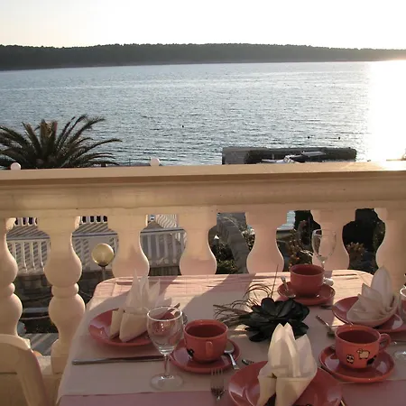 Apartments&rooms Vinko Bed & Breakfast