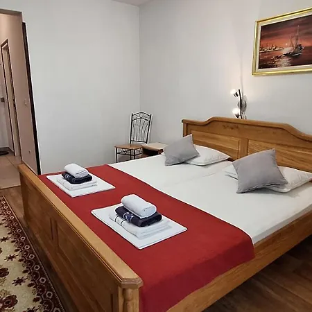 And Vinko Bed & Breakfast 3*