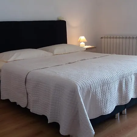 Apartments&rooms Vinko Bed & Breakfast Barbat na Rabu