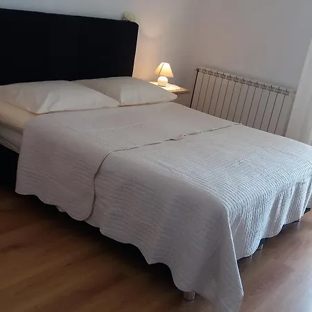 And Vinko Bed & Breakfast