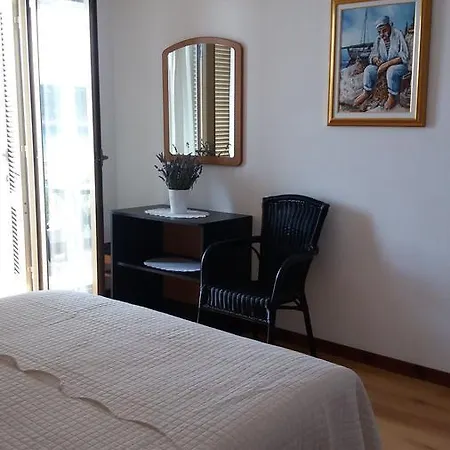 And Vinko Bed and Breakfast Barbat na Rabu