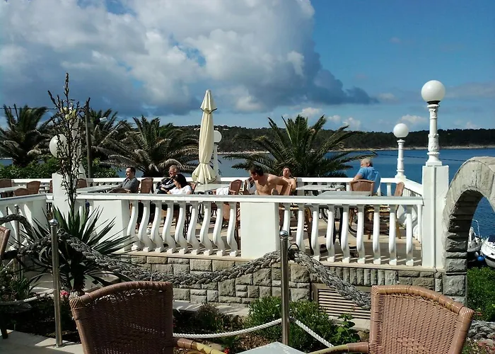 Bed & Breakfast And Vinko Barbat na Rabu