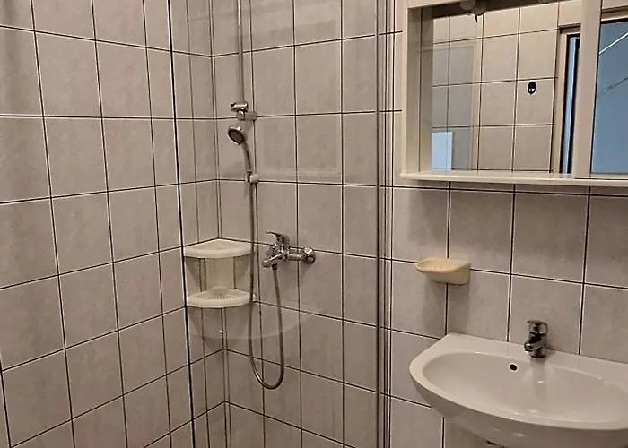 Bed & Breakfast And Vinko 3*
