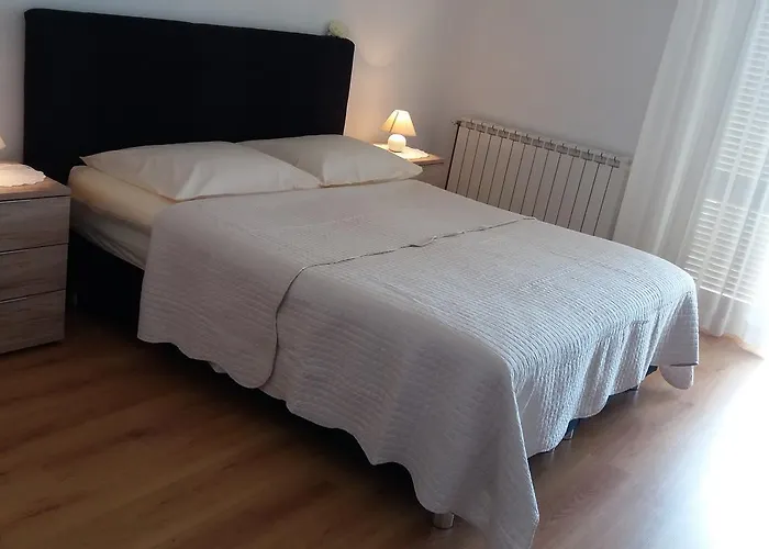And Vinko Bed & Breakfast