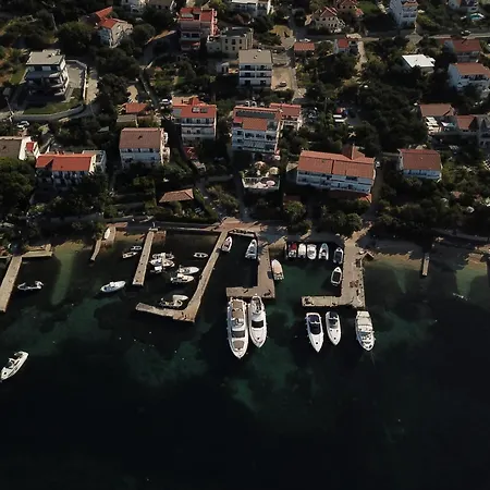 Nocleg ze śniadaniem And Vinko