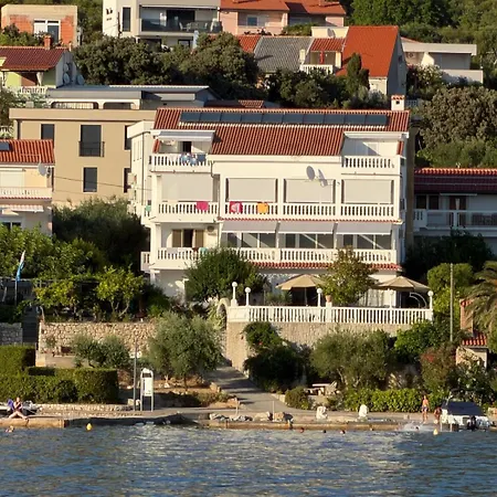 Bed & Breakfast And Vinko