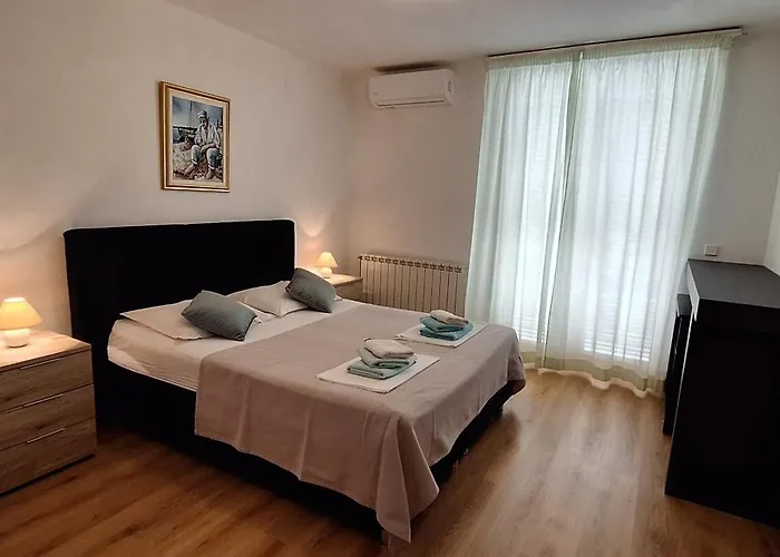 And Vinko Nocleg ze śniadaniem Barbat na Rabu